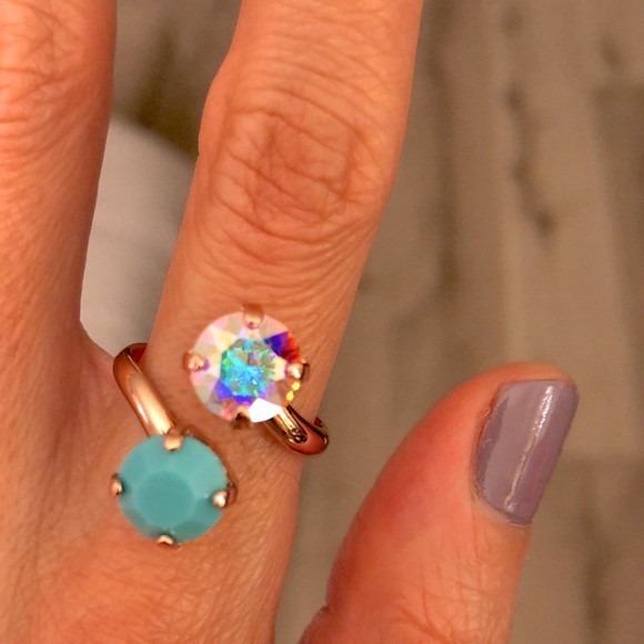 Aurora Borealis + Turquoise Rose Gold Crystal Ring - Picture 8 of 8